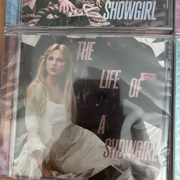 Taylor‎ Swift The Life Of A Show Girl  Cabaret Acoustic CD Full set of 4 In Hand - Picture 7 of 8